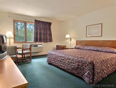 ซูเปอร์ 8 บาย วินด์แฮม สเตอร์เจียนเบย์ Hotel ภายนอก รูปภาพ